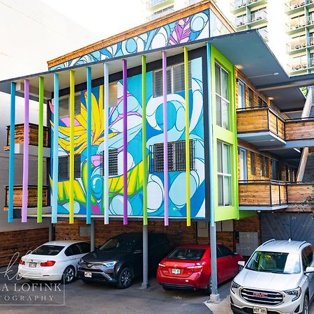 Honu Waikiki By Aloh Hostel Honolulu Exterior photo